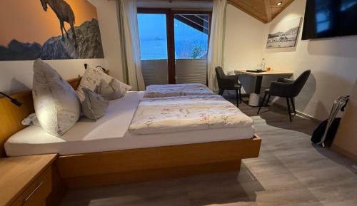 Double Room with Mountain View
