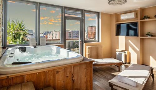 Three-Bedroom Apartment with Private Pool