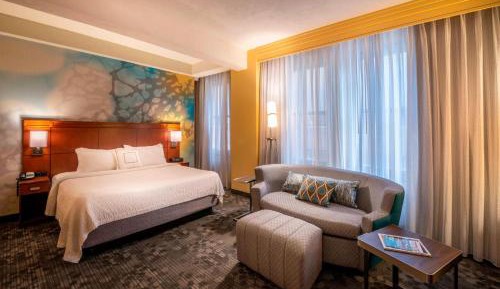 Corner King Room