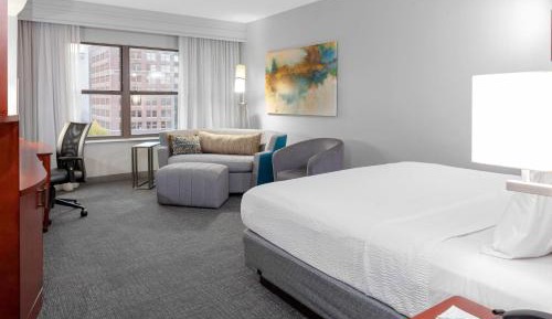 King Room with Sofa Bed