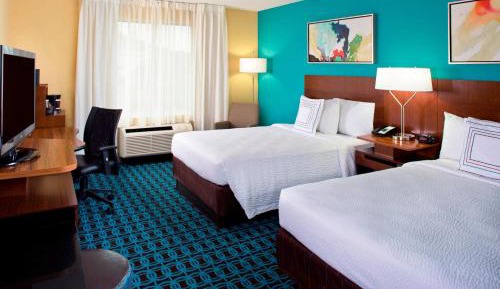 Standard Room with Two Double Beds