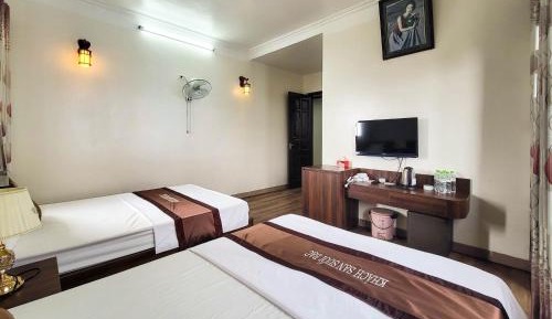 Deluxe Family Room