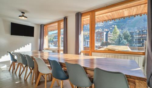 Three-Bedroom Superior Apartment