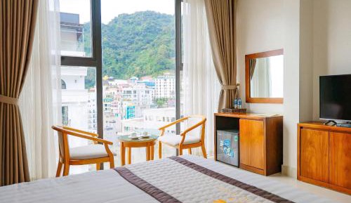 Double Room with Mountain View