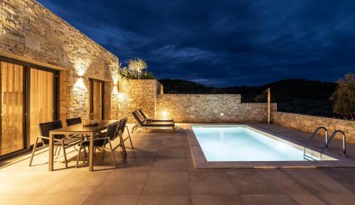Suite with Private Pool