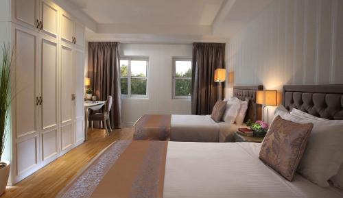 Two-Bedroom Premier with Balcony