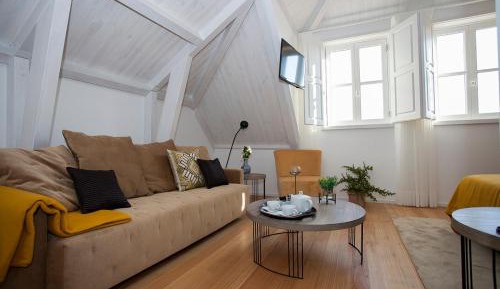 Deluxe Double or Twin Room with River View