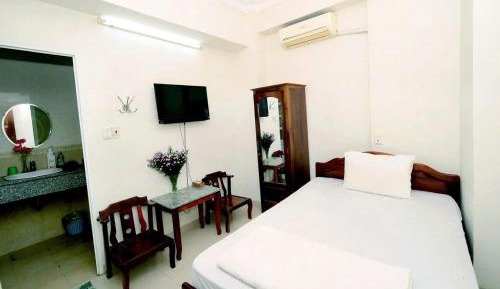 Deluxe Queen Room