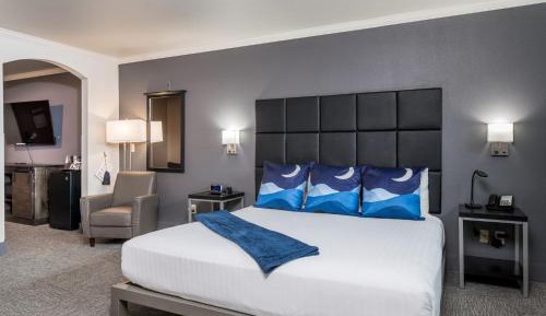 Executive King Suite