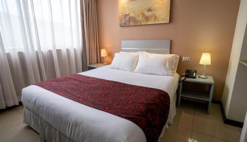 Standard Queen Room