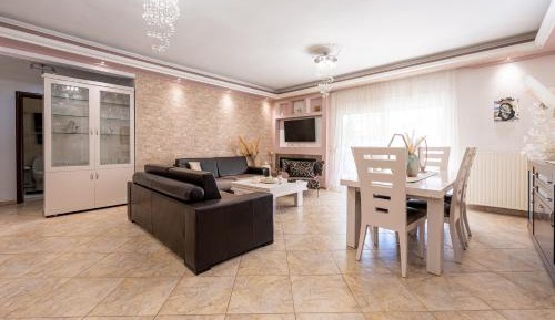 Two-Bedroom Superior Apartment
