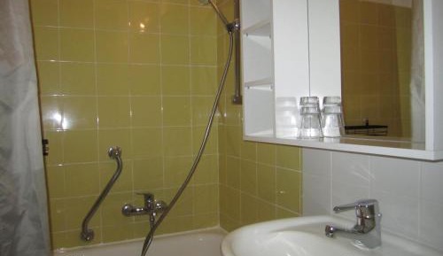 Large Single Room