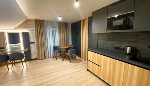 One-Bedroom Apartment with Balcony