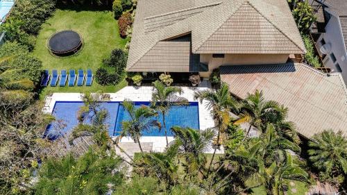 Six-Bedroom House