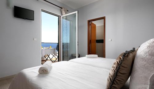 Double Room with Balcony and Sea View