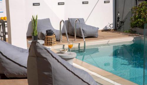Villa - Beach Front