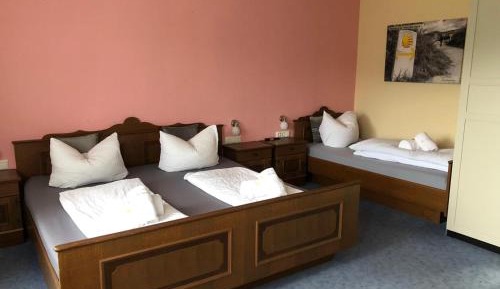 Triple Room with Mountain View
