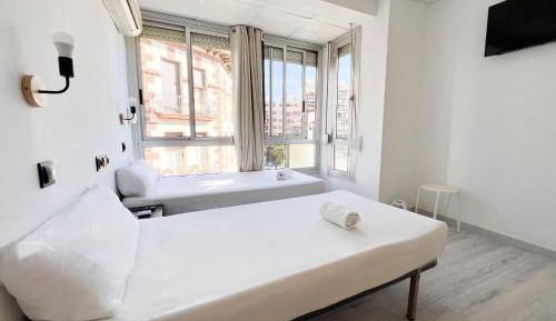 Twin Room with View