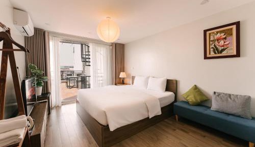 Junior Suite with Balcony