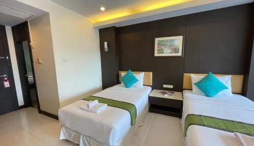 Deluxe Twin Room
