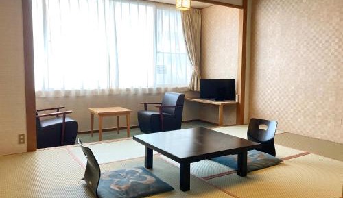 Japanese-Style Room