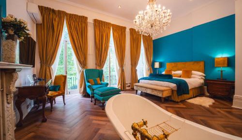King Suite with Balcony
