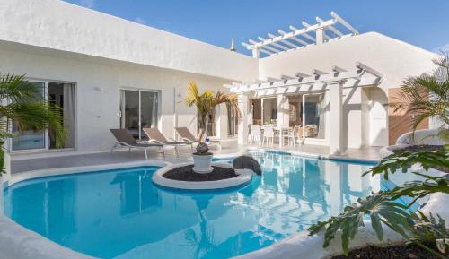 Villa with Sea View