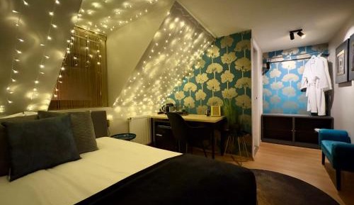 Deluxe Double Room with Bath