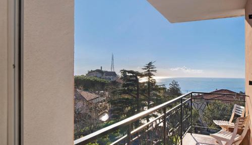 Villa with Sea View