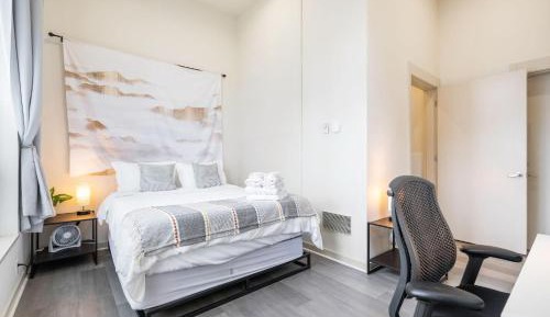 One-Bedroom Studio