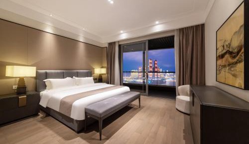 Family Suite with Balcony