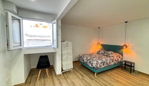 Studio with Sofa Bed