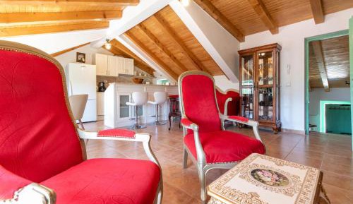 Five-Bedroom Holiday Home