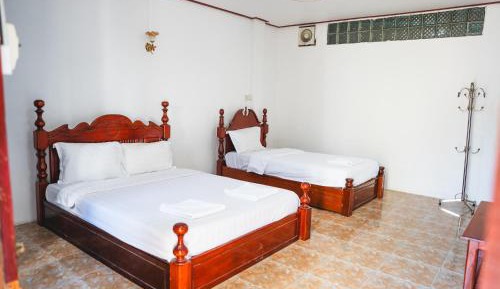 Triple Room with Private Bathroom