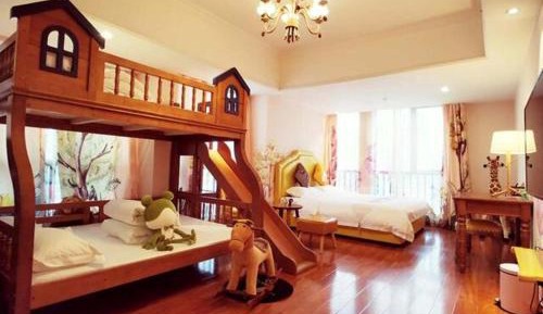 Large Twin Room