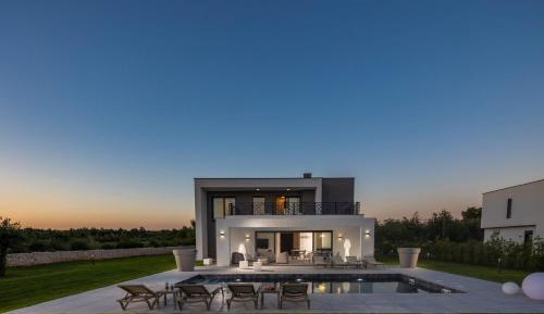 Villa with Private Pool