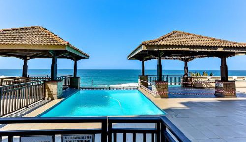 Three-Bedroom Apartment with Sea View