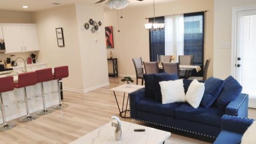 Three-Bedroom Holiday Home 