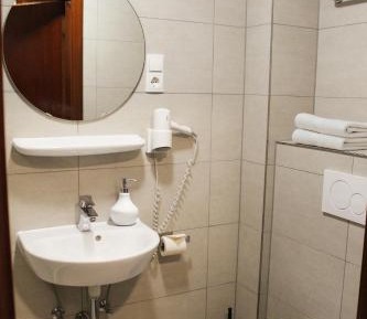 Single Room with Shower