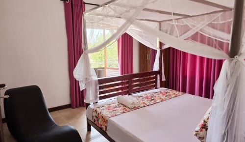 Deluxe Double Room with Bath