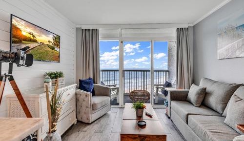 One-Bedroom Apartment - Oceanfront