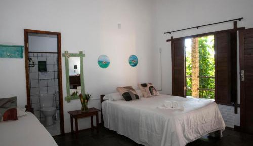 Quadruple Room with Private Bathroom
