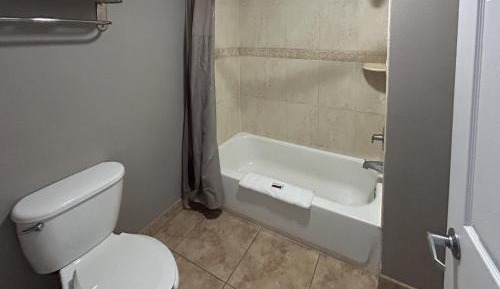 Standard Suite - Non-Smoking