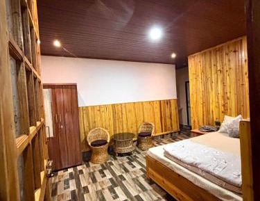 Double Room with Private Bathroom