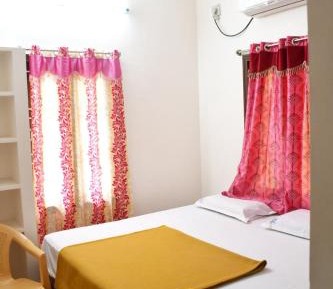 Suite with Mountain View