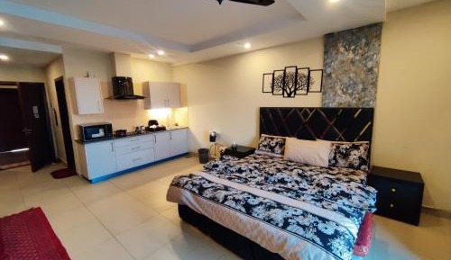 Apartment with Balcony