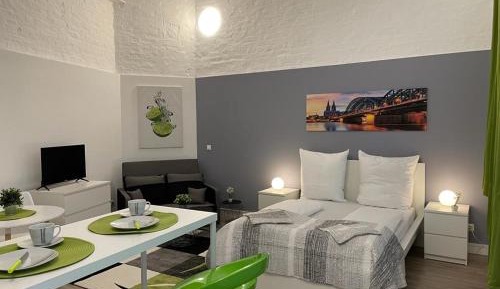 Studio Apartment