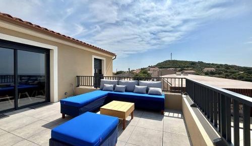 Apartment with Sea View