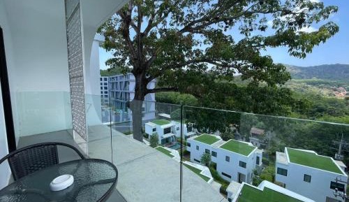 One-Bedroom Apartment with Balcony and Mountain View  