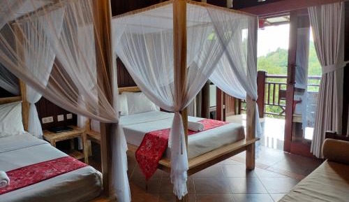 Twin Room with Balcony